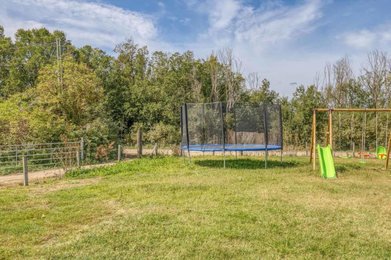 Family Villa At 1H15 From Lyon Precieux Exterior foto